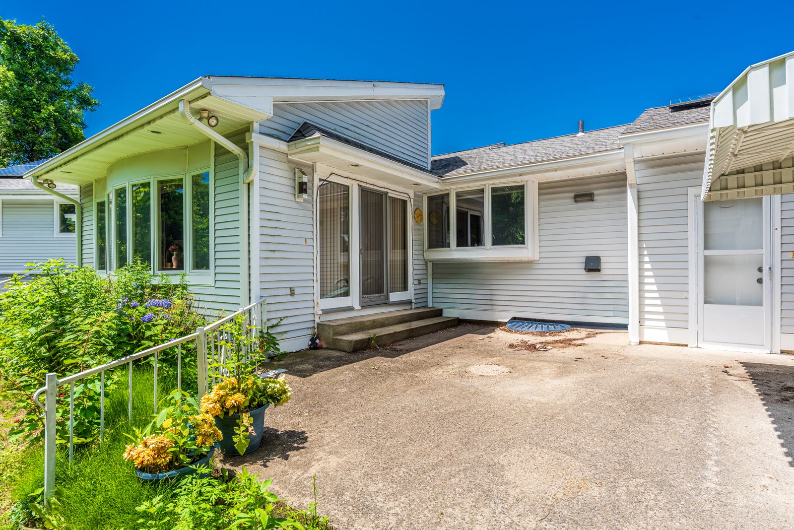 Rear patio and sun room exposure